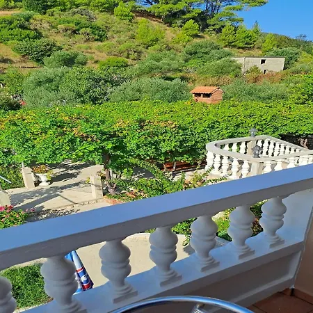 Gordana - Two Bedroom With Balcony And Sea View And Garden View