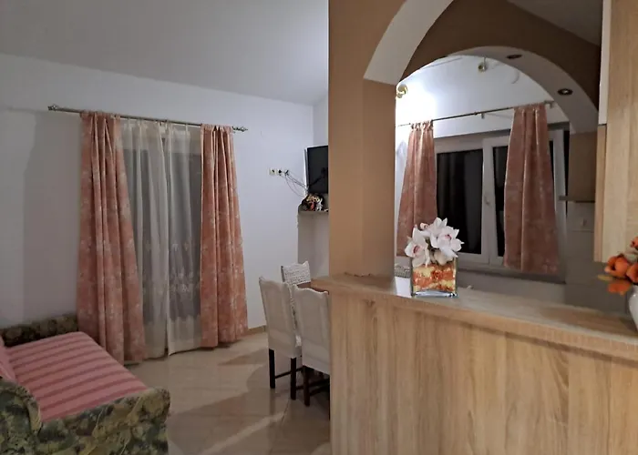 Gordana - Two Bedroom With Balcony And Sea View And Garden View Apartament Supetarska Draga