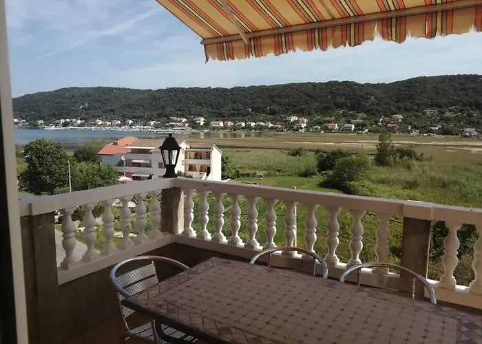 Apartament Gordana - Two Bedroom With Balcony And Sea View And Garden View Supetarska Draga